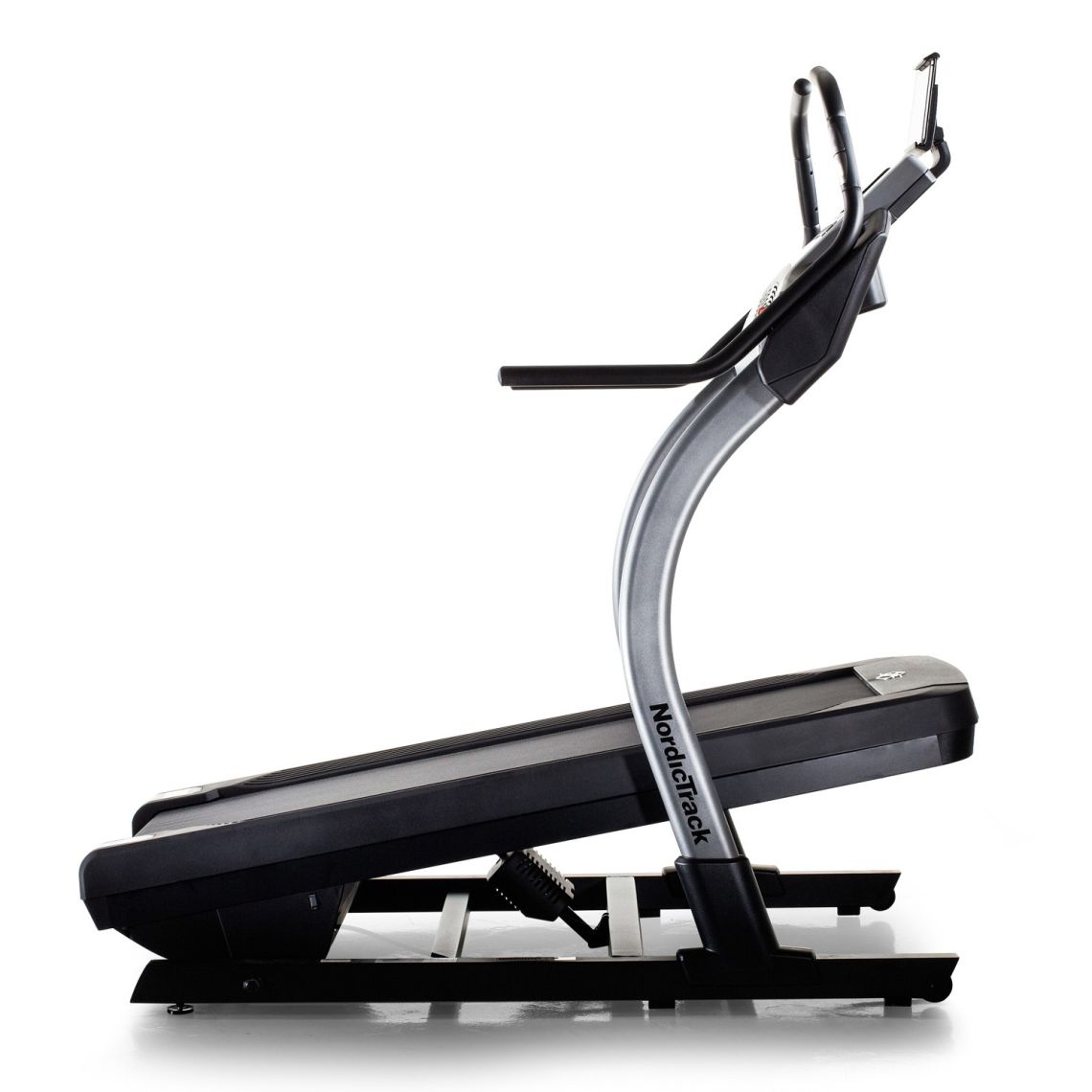 Беговая дорожка NordicTrack Incline Trainer X7i — купить в Actus Sport
