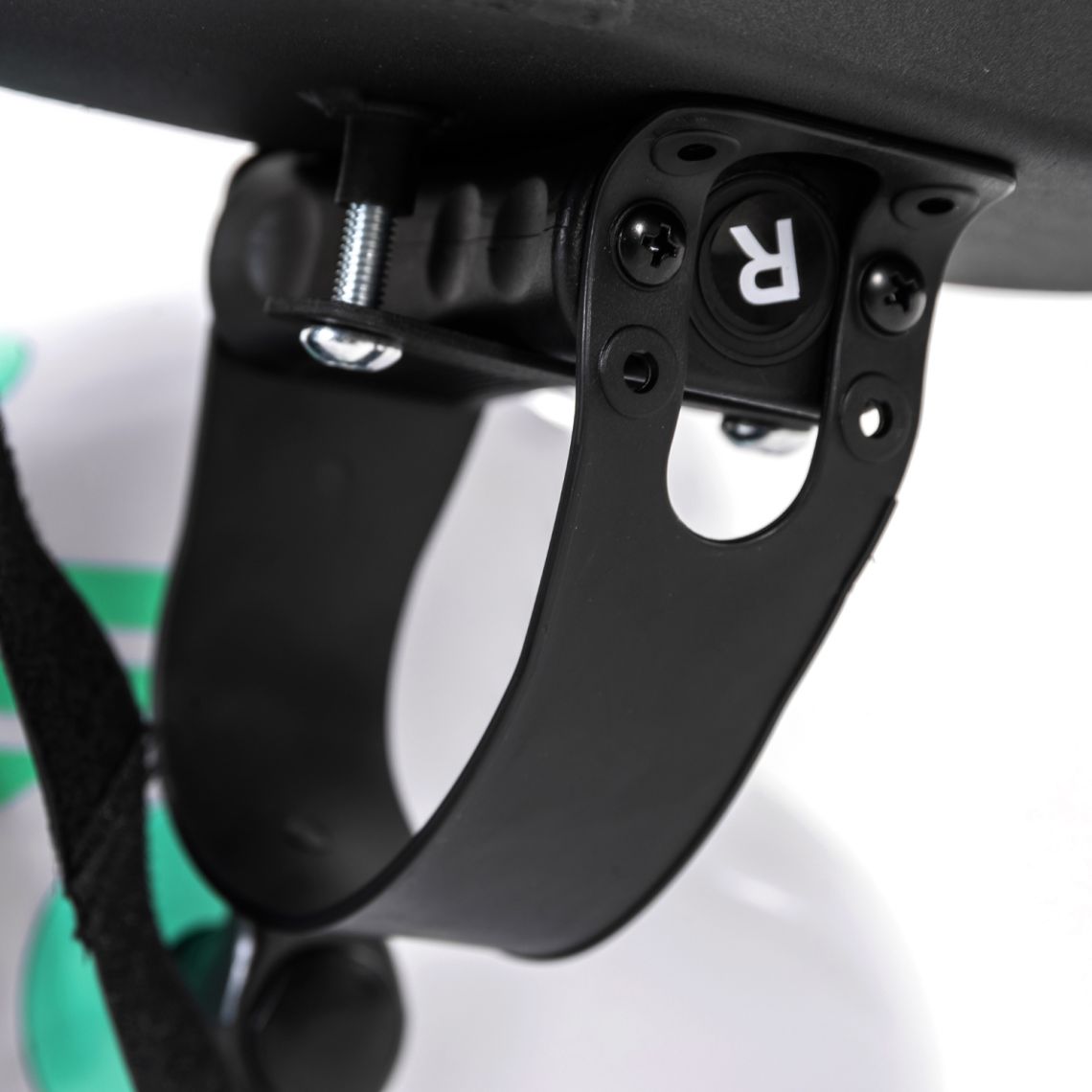 Держатели для ног B-OP1 — купить в Actus Sport