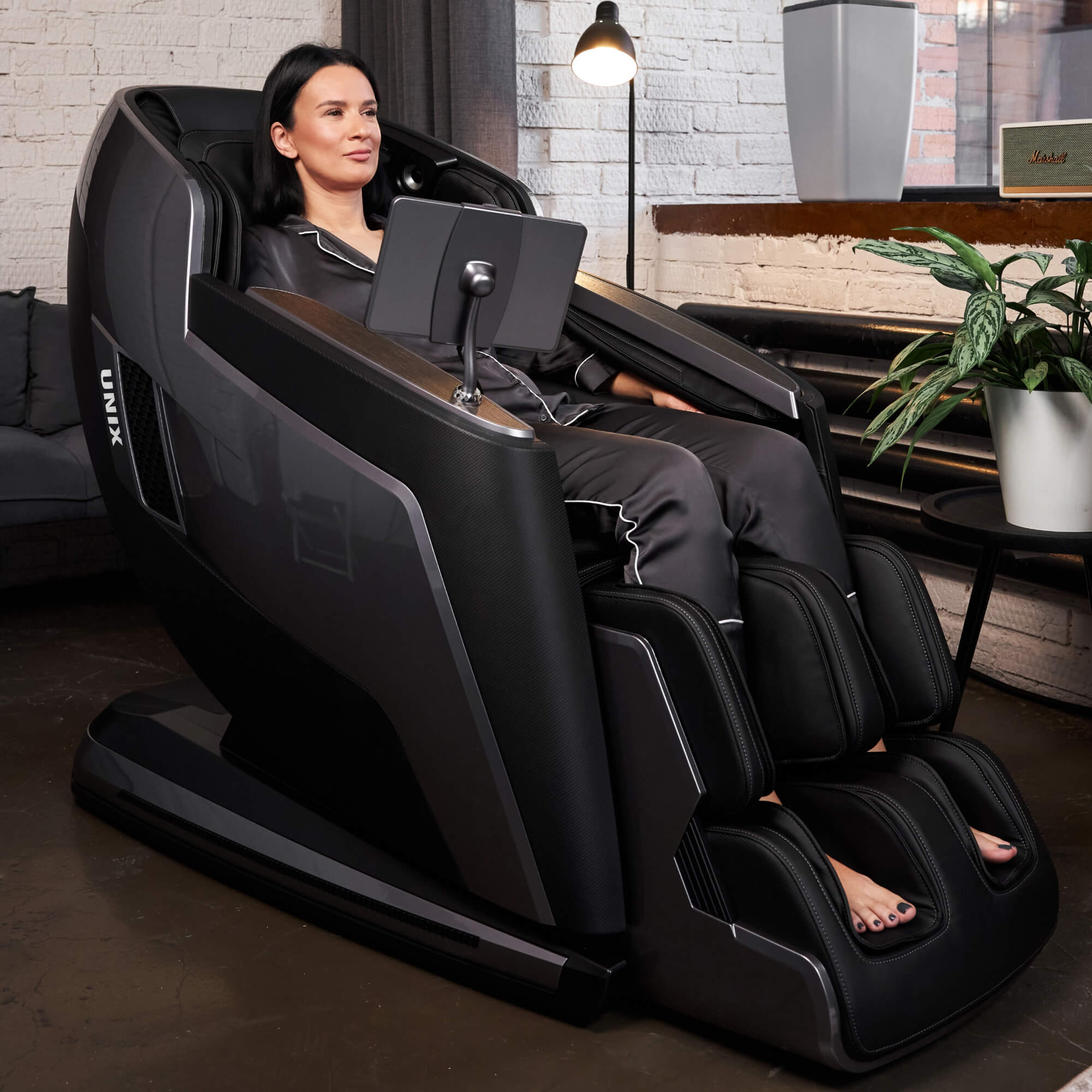 Массажное кресло UNIX Афелия / Afelia черный