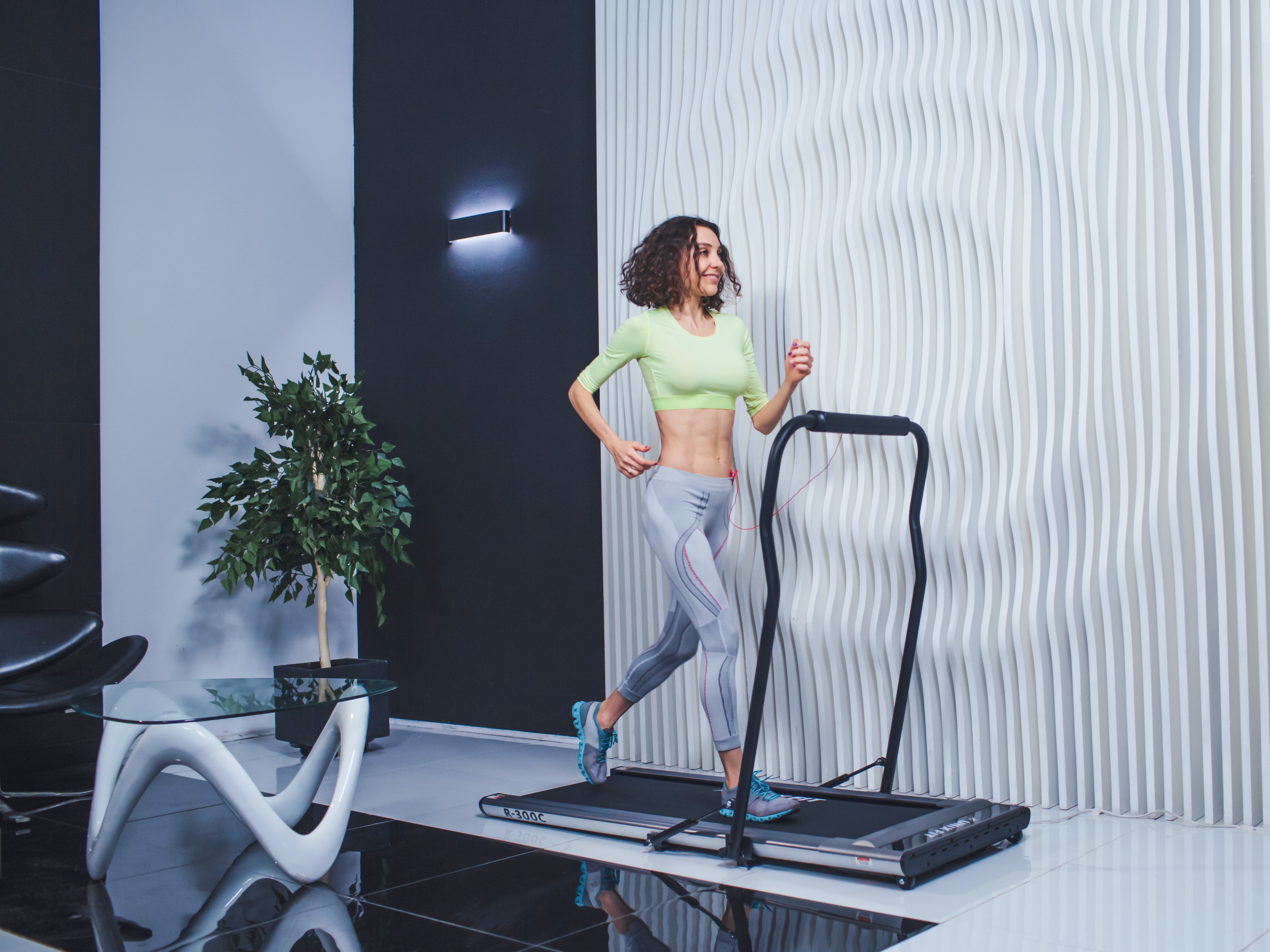 Беговая дорожка UNIX Fit R-300C серый