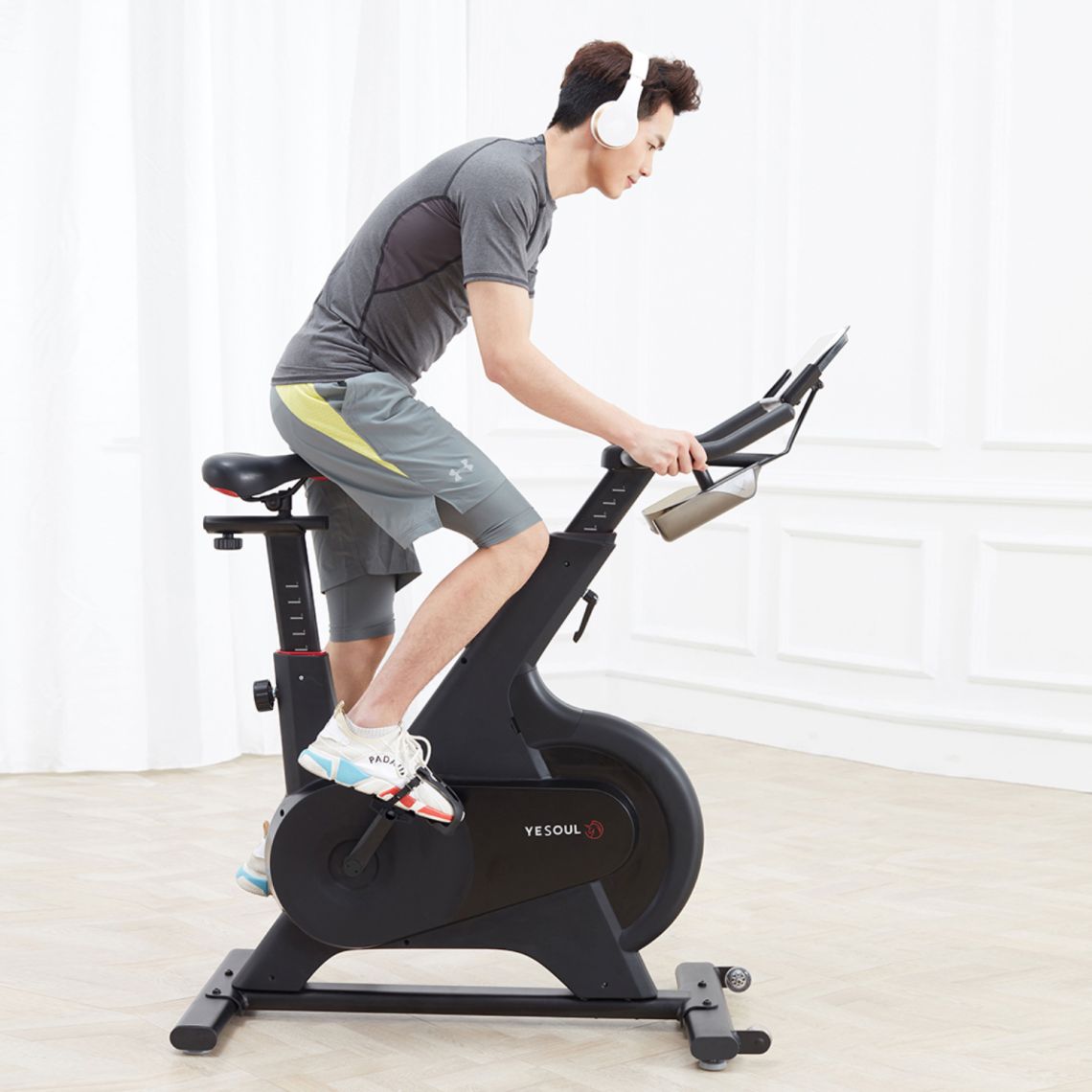 Велотренажер Yesoul Smart M1 BLACK — купить в Actus Sport