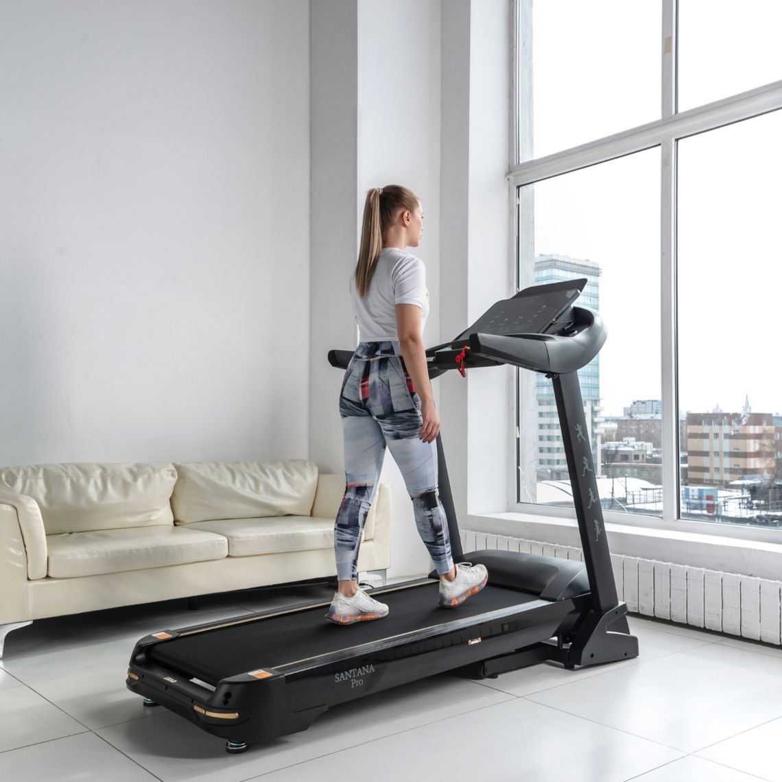 Беговая дорожка DFC SANTANA Pro T757 — купить в Actus Sport