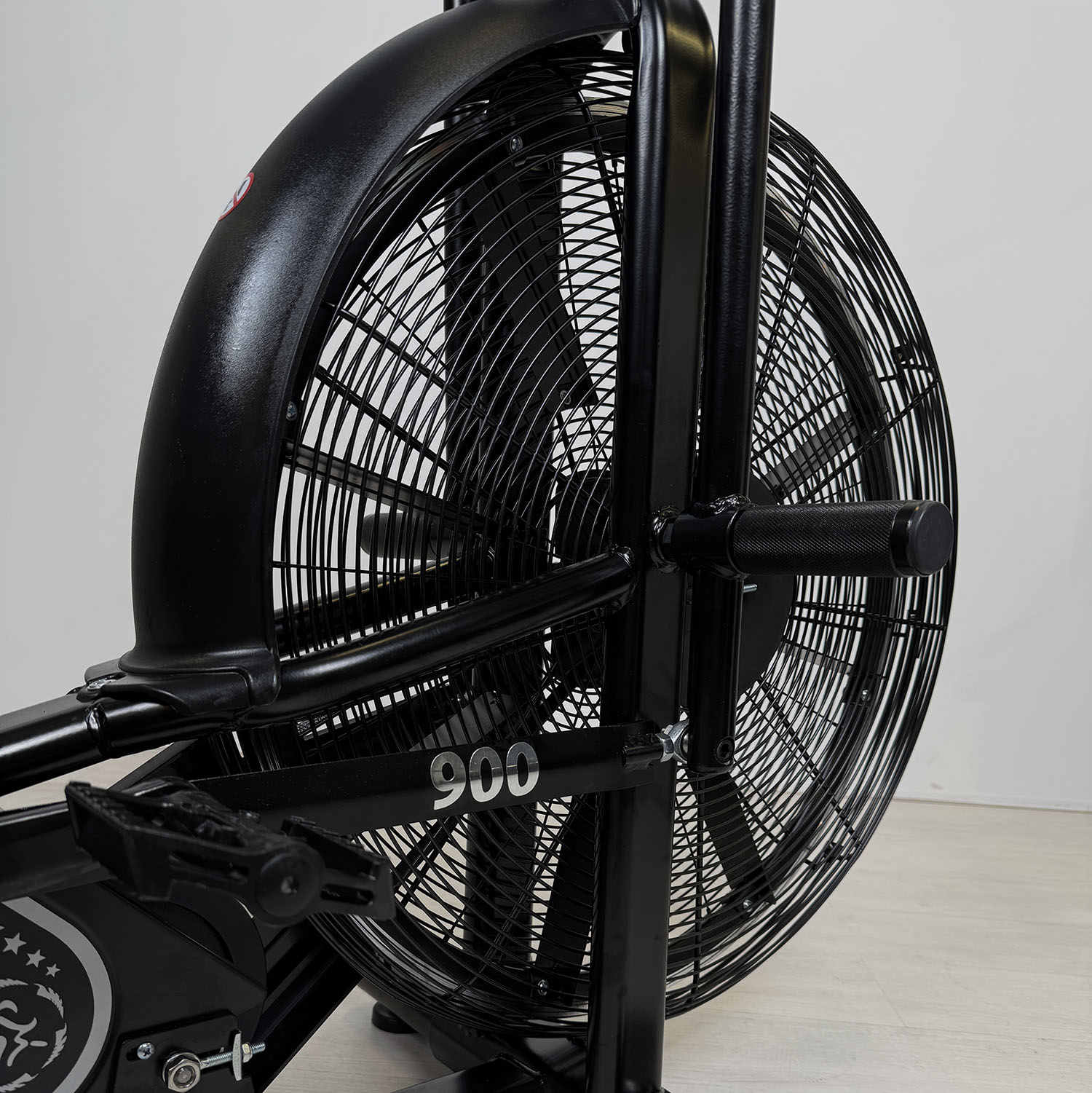 Велотренажер UNIX Fit  техно-аэробайк / Techno AirBike 900