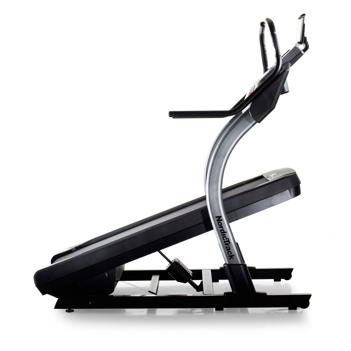 Беговая дорожка NordicTrack Incline Trainer X7i — купить в Actus Sport