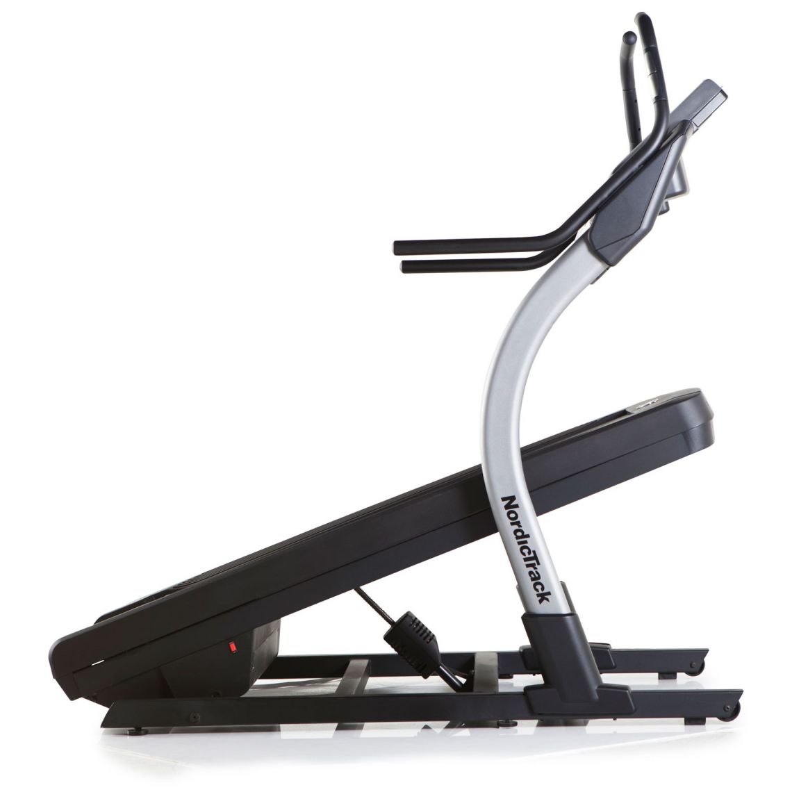 Беговая дорожка NordicTrack Incline Trainer X9i — купить в Actus Sport